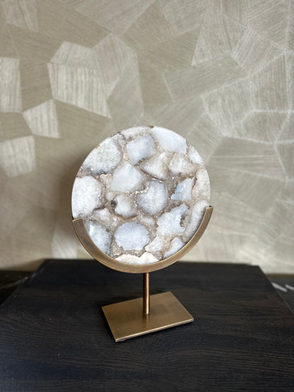Ornament GOUYA – Wit Agaat en Antiek Brons | 25x11x35 cm