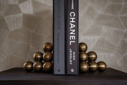 EICHHOLTZ Bookend Carioca vintage brass finis